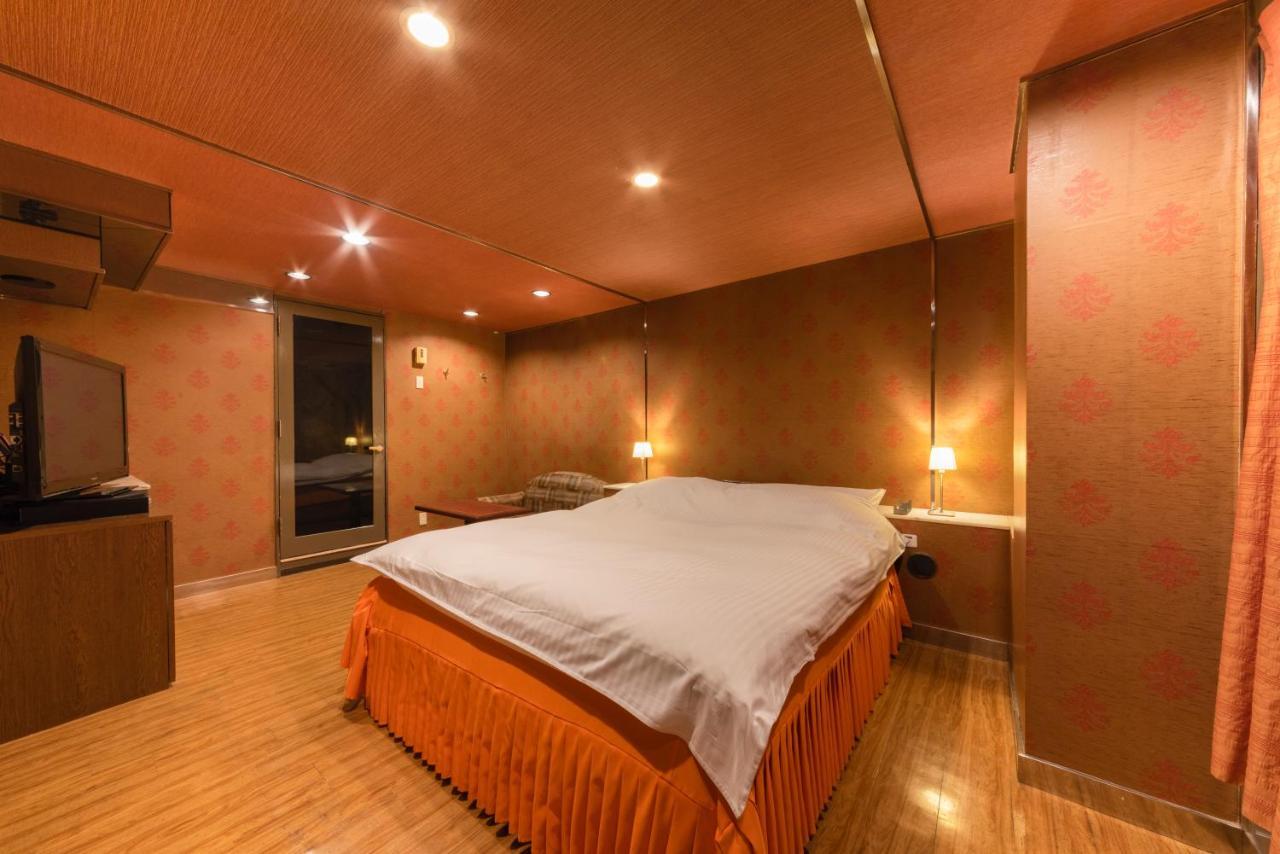 Hotel Chapel Story Sakaihigashi (Adults Only) Sakai  Dış mekan fotoğraf